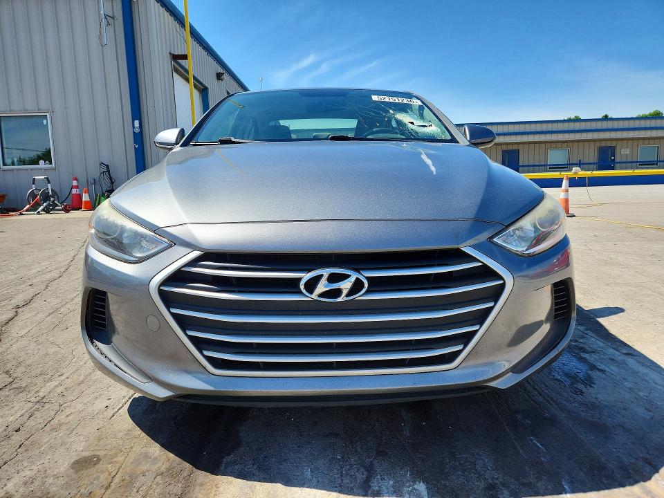 52151236 :رقم المزاد ، KMHD84LF3HU372868 vin ، 2017 Hyundai Elantra مزاد بيع