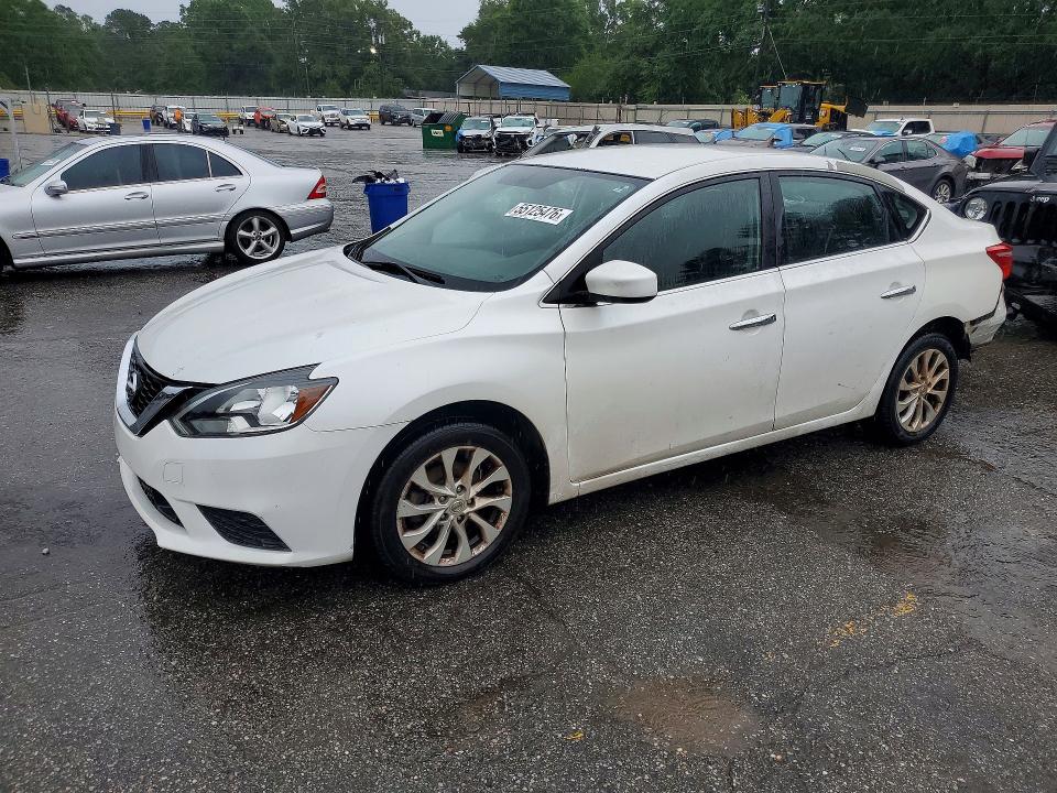 55125476 :رقم المزاد ، 3N1AB7AP1JY221409 vin ، 2018 Nissan Sentra مزاد بيع