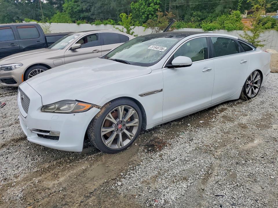 2017 Jaguar Xjl მანქანა იყიდება აუქციონზე, vin: SAJWA2G74H8W10715, აუქციონის ნომერი: 51948706