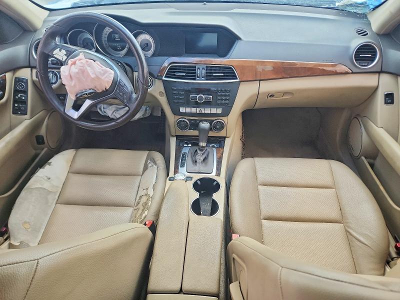 54529656 :رقم المزاد ، WDDGF4HBXEG233768 vin ، 2014 Mercedes-benz C مزاد بيع