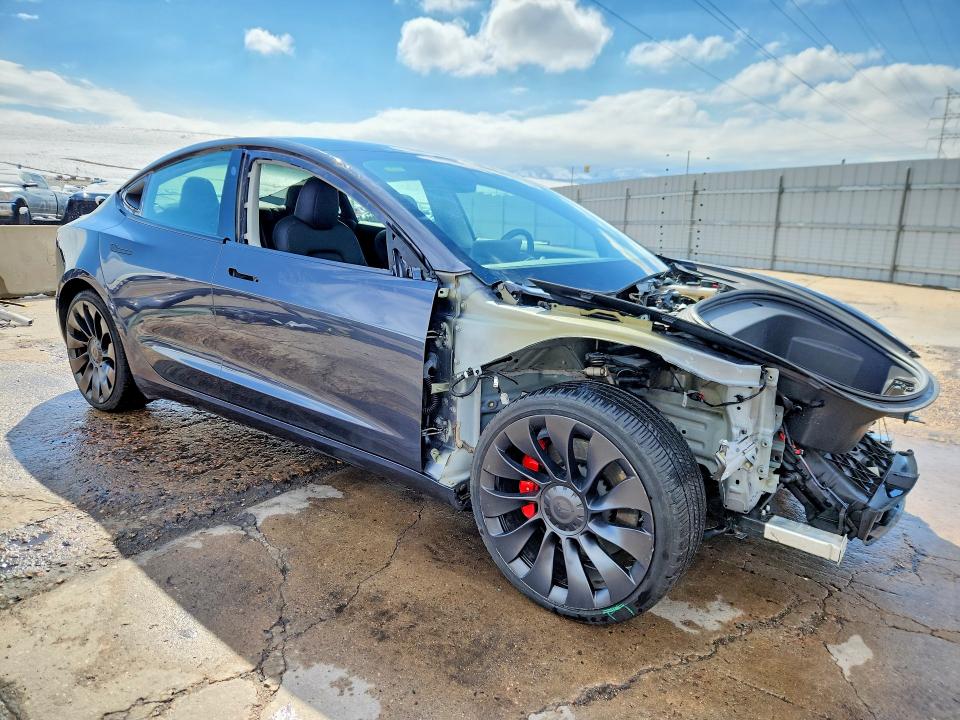 52585686 :رقم المزاد ، 5YJ3E1EC2PF636941 vin ، 2023 Tesla Model 3 مزاد بيع