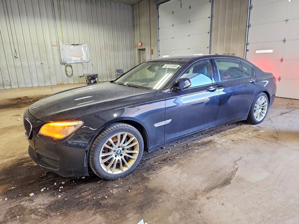 2015 Bmw 750 მანქანა იყიდება აუქციონზე, vin: WBAYF8C53FD655193, აუქციონის ნომერი: 52732606