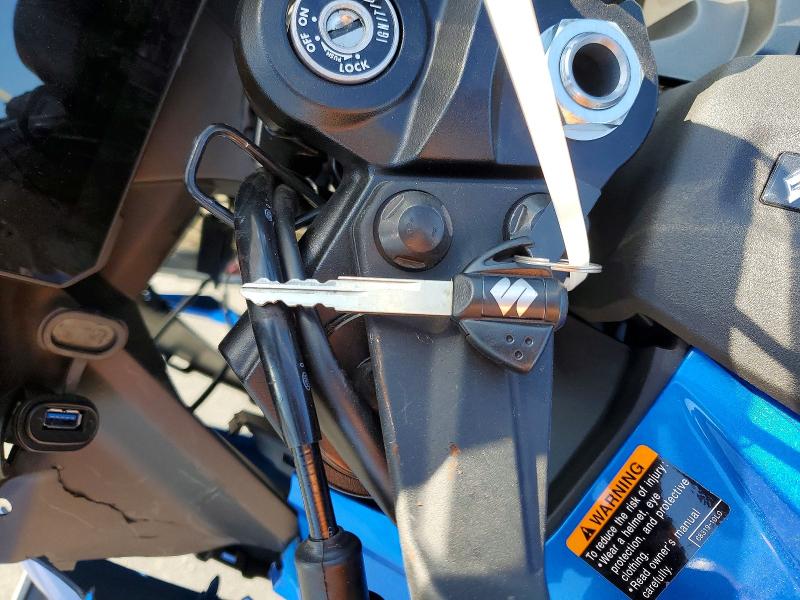 2025 Suzuki Gsx800 მანქანა იყიდება აუქციონზე, vin: JS1EM13B9S7100826, აუქციონის ნომერი: 50941206