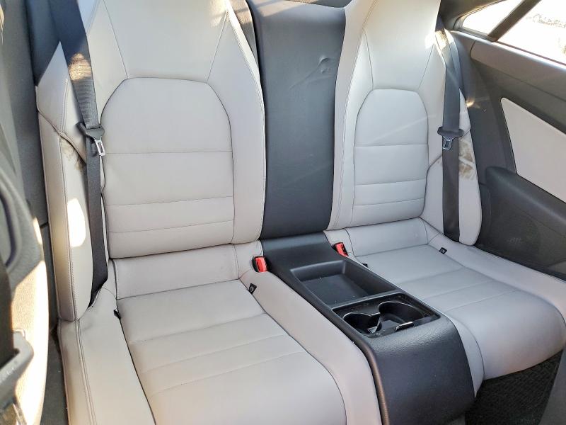 52143356 :رقم المزاد ، WDDKJ5GB0AF043784 vin ، 2010 Mercedes-benz E مزاد بيع