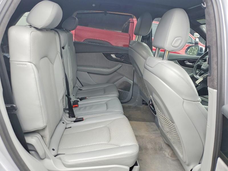 54507166 :رقم المزاد ، WA1VABF70JD008218 vin ، 2018 Audi Q7 مزاد بيع