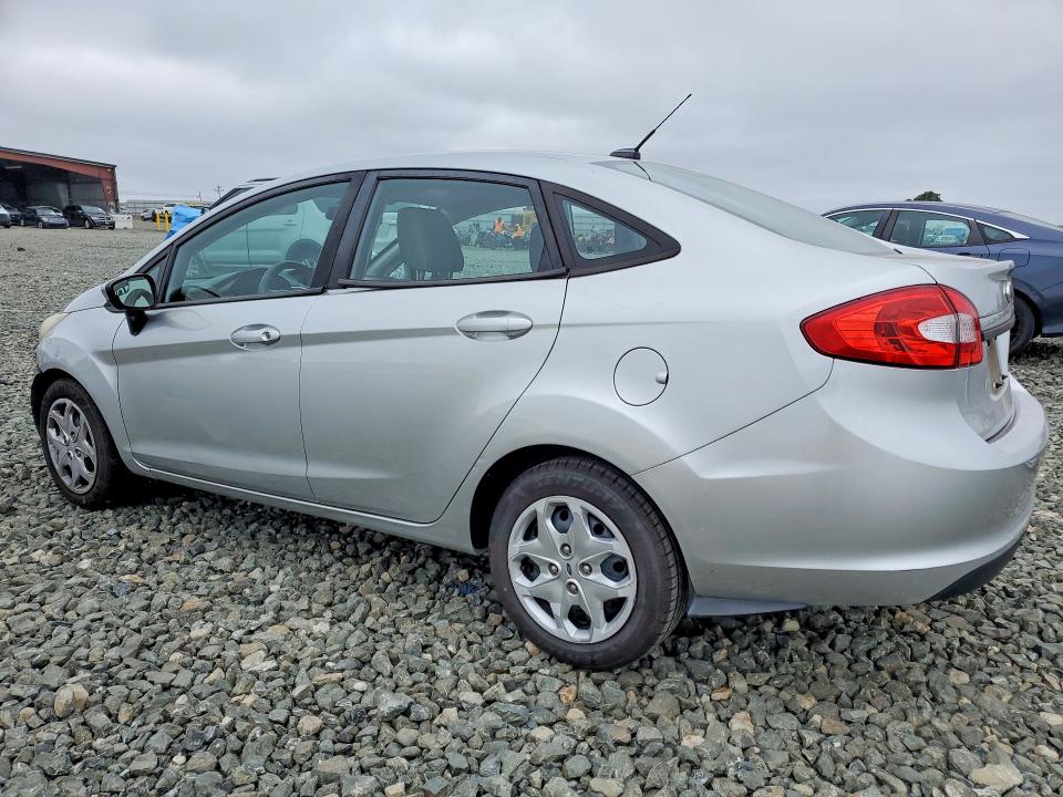 52182776 :رقم المزاد ، 3FADP4AJXDM214899 vin ، 2013 Ford Fiesta مزاد بيع