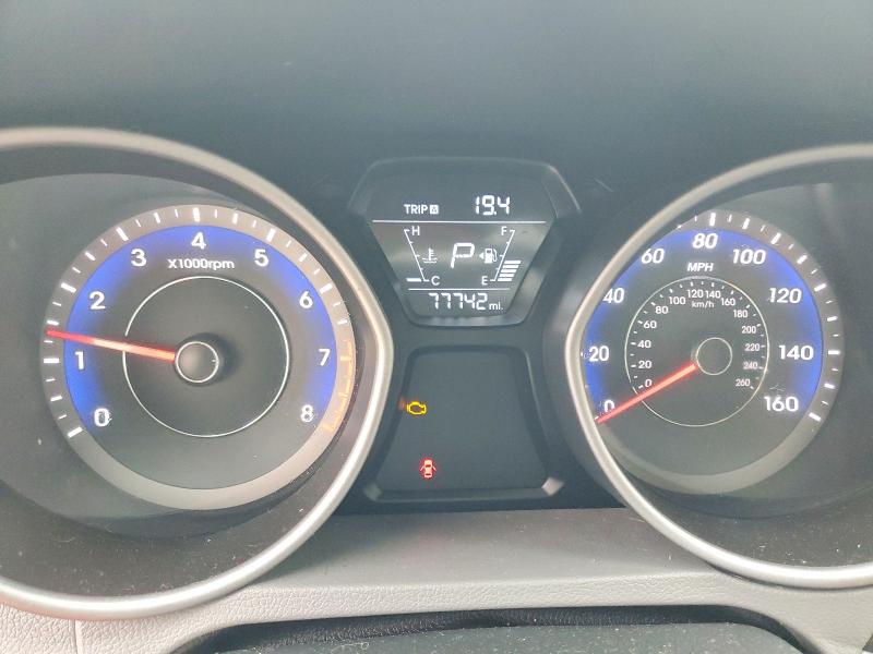 54387756 :رقم المزاد ، KMHDH4AE5FU279910 vin ، 2015 Hyundai Elantra مزاد بيع