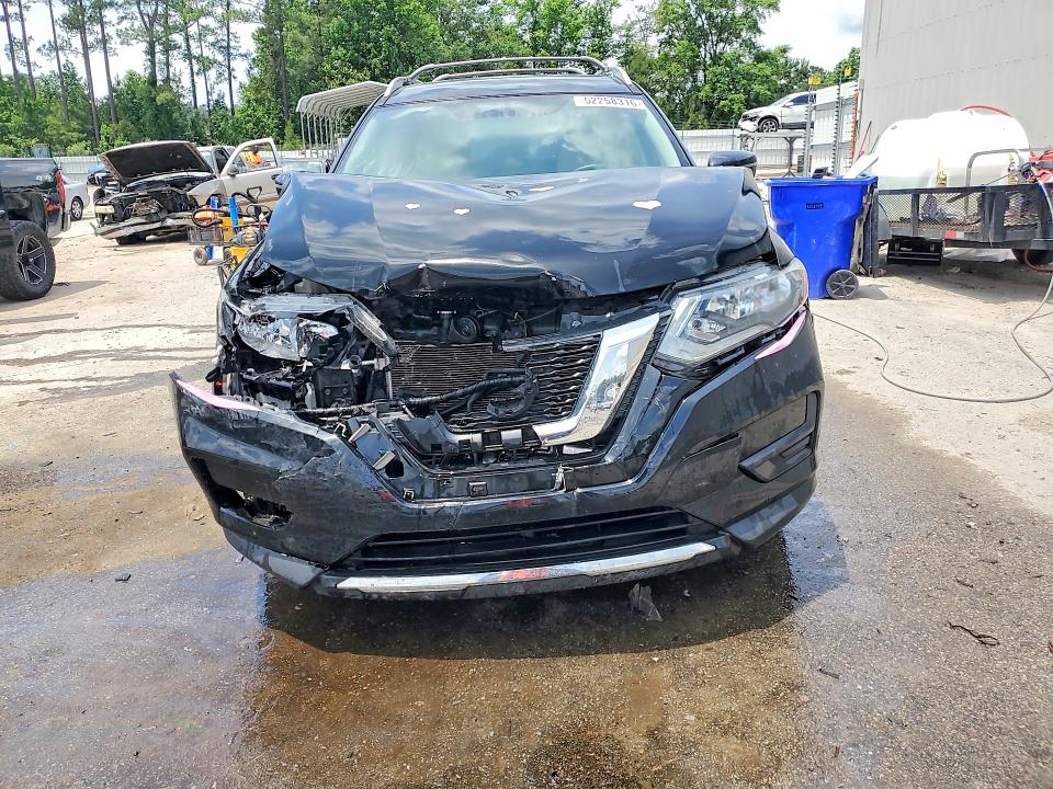 Продаж на аукціоні авто 2017 Nissan Rogue, vin: 5N1AT2MV5HC815491, номер лоту: 52258316