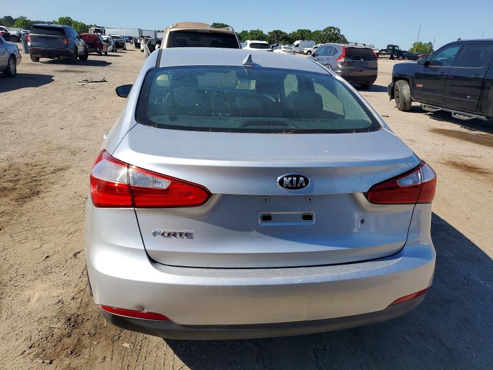 2014 Kia Forte მანქანა იყიდება აუქციონზე, vin: KNAFK4A62E5139231, აუქციონის ნომერი: 53801276