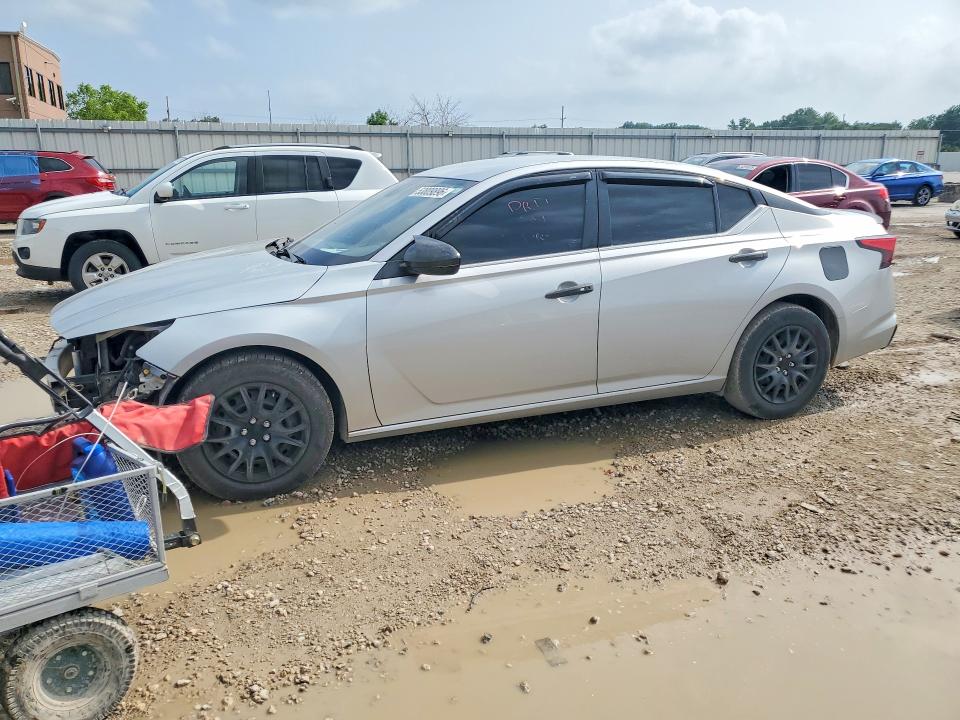 Auction sale of the 2022 Nissan Altima, vin: 1N4BL4BV3NN326973, lot number: 53809896