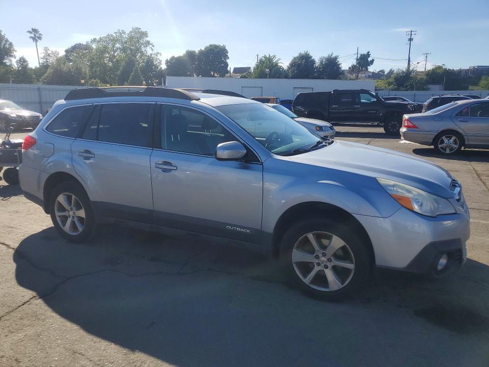 Продажа на аукционе авто 2014 Subaru Outback, vin: 4S4BRBLC2E3244511, номер лота: 55067346