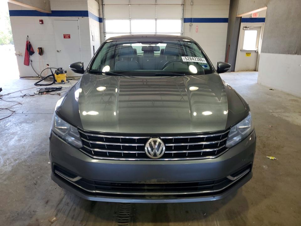 Продажа на аукционе авто 2017 Volkswagen Passat, vin: 1VWBT7A36HC067405, номер лота: 52842386