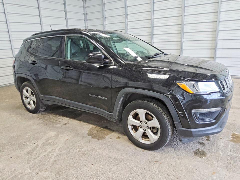 Продаж на аукціоні авто 2018 Jeep Compass, vin: 3C4NJDBB5JT315311, номер лоту: 51762626