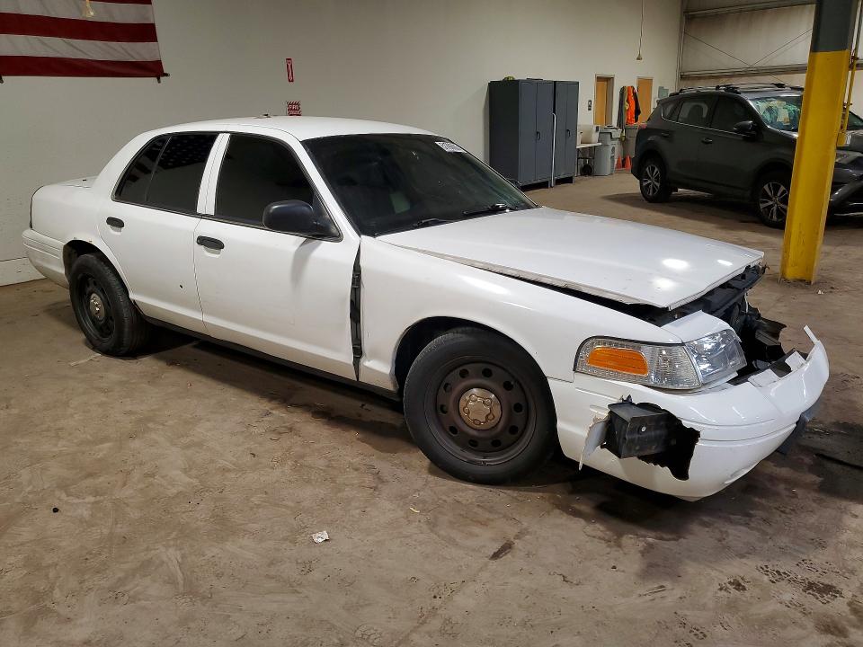 Продаж на аукціоні авто 2011 Ford Crown Victoria, vin: 2FABP7BV6BX134463, номер лоту: 51786606