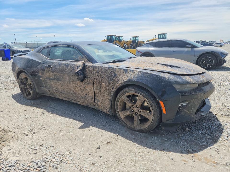 54492476 :رقم المزاد ، 1G1FH1R79J0161885 vin ، 2018 Chevrolet Camaro مزاد بيع
