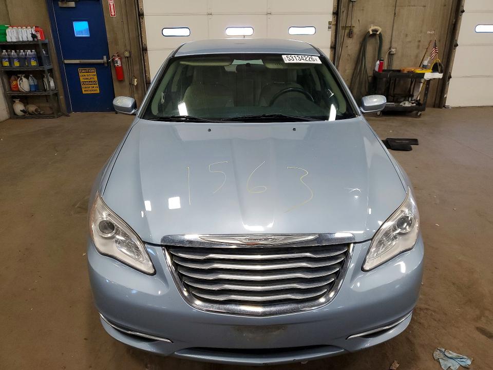 Продажа на аукционе авто 2013 Chrysler 200, vin: 1C3CCBBB7DN598745, номер лота: 53134226