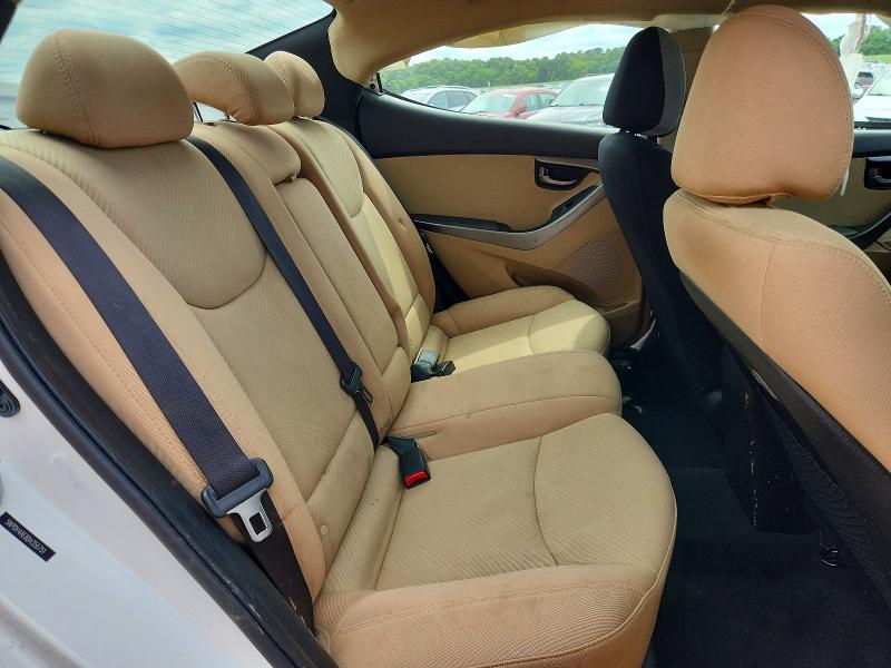 53053806 :رقم المزاد ، 5NPDH4AE8DH356751 vin ، 2013 Hyundai Elantra مزاد بيع