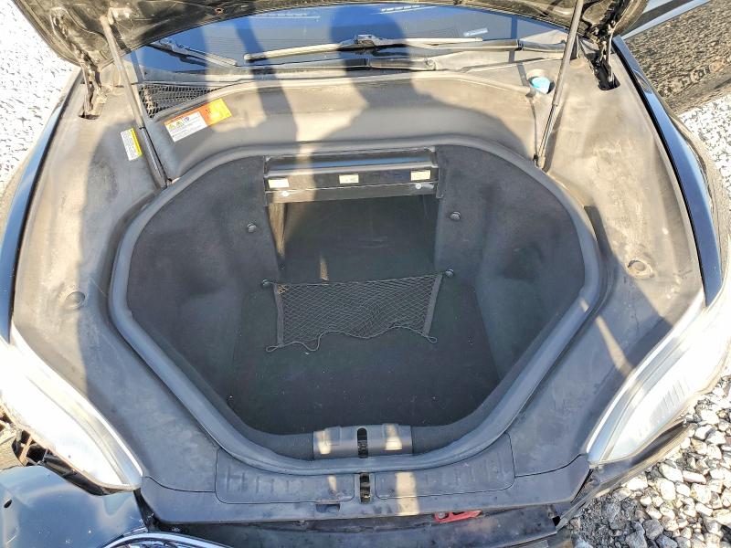 54707906 :رقم المزاد ، 5YJSA1H17EFP64297 vin ، 2014 Tesla Model S مزاد بيع