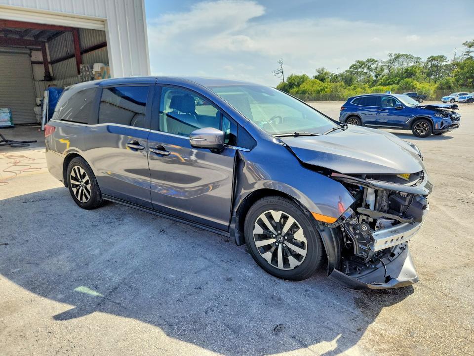 55179866 :رقم المزاد ، 5FNRL6H65SB074822 vin ، 2025 Honda Odyssey مزاد بيع