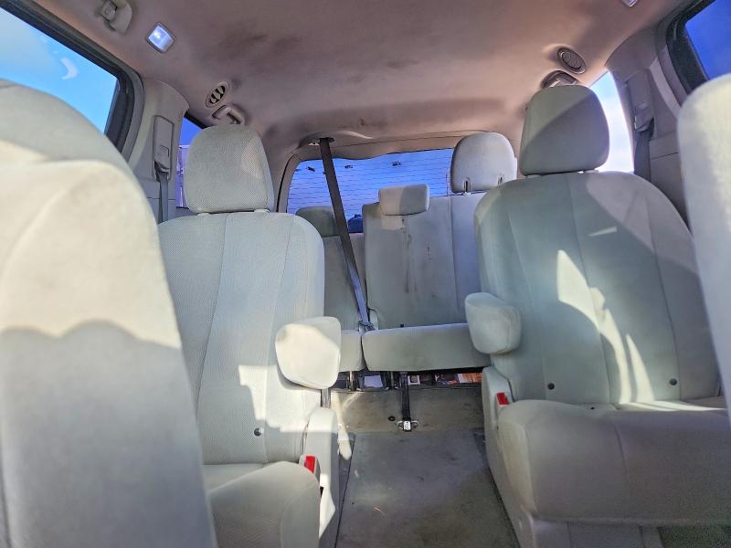 Продажа на аукционе авто 2012 Toyota Sienna, vin: 5TDKA3DC7CS015690, номер лота: 48316296