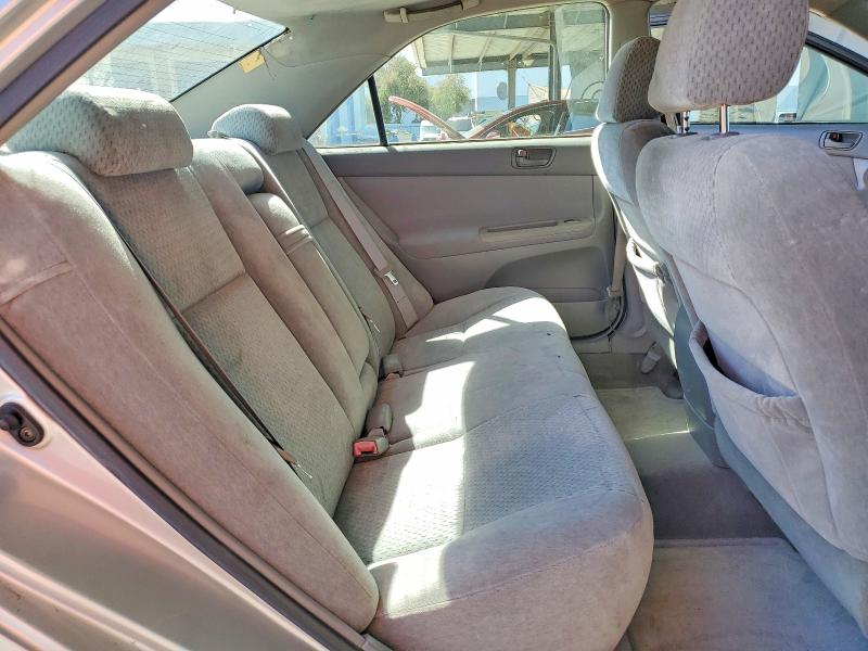 2004 Toyota Camry მანქანა იყიდება აუქციონზე, vin: 4T1BE32K74U909308, აუქციონის ნომერი: 54176646