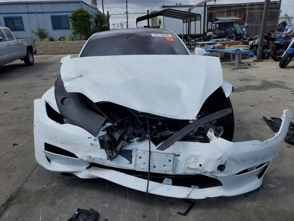 55119746 :رقم المزاد ، 5YJSA1E56NF483003 vin ، 2022 Tesla Model S مزاد بيع