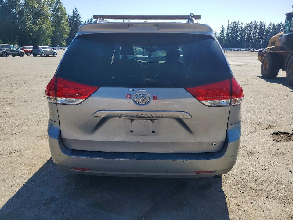 Продаж на аукціоні авто 2011 Toyota Sienna, vin: 5TDKK3DC7BS032484, номер лоту: 55444256