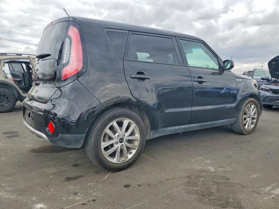 Продаж на аукціоні авто 2017 Kia Soul, vin: KNDJP3A51H7418727, номер лоту: 55220406