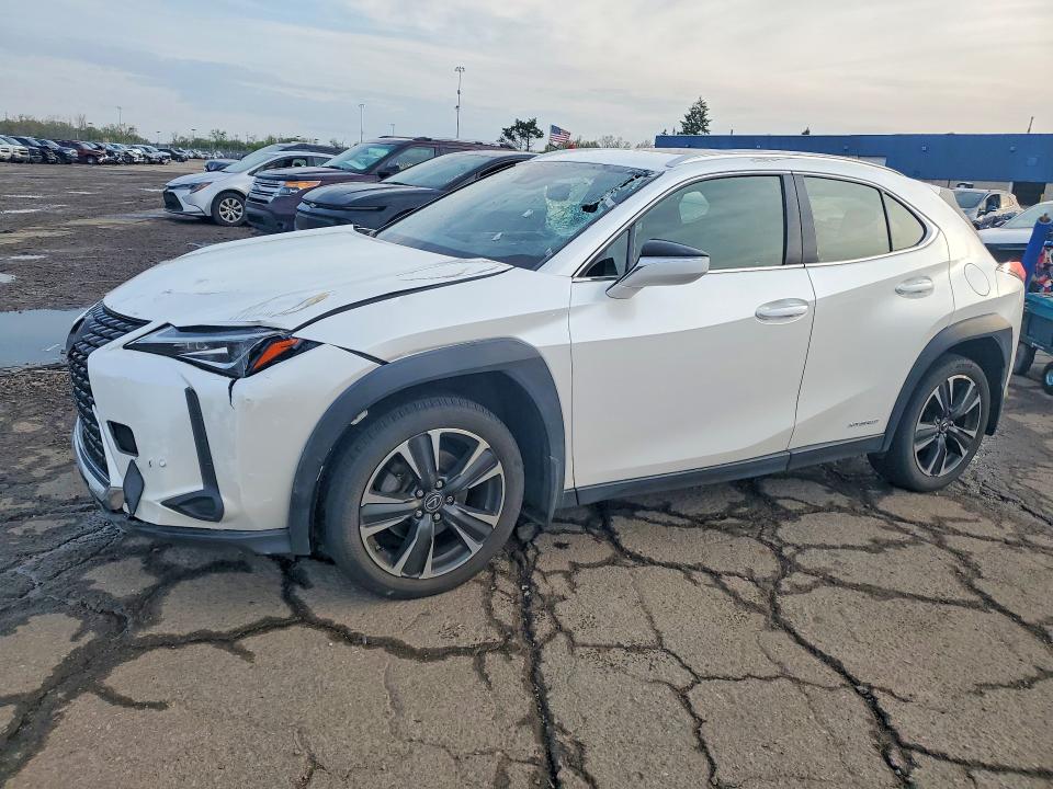 52246946 :رقم المزاد ، JTHU9JBH0K2011165 vin ، 2019 Lexus Ux مزاد بيع