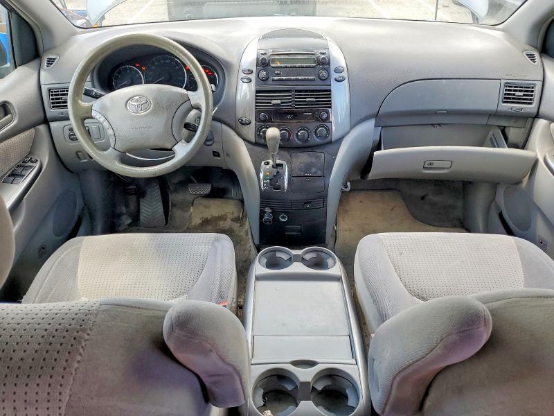 Продажа на аукционе авто 2010 Toyota Sienna, vin: 5TDKK4CC0AS297799, номер лота: 52219756