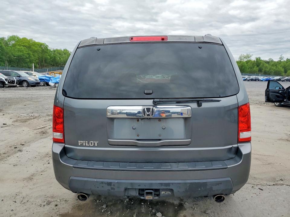 54673156 :رقم المزاد ، 5FNYF3H78BB057958 vin ، 2011 Honda Pilot مزاد بيع