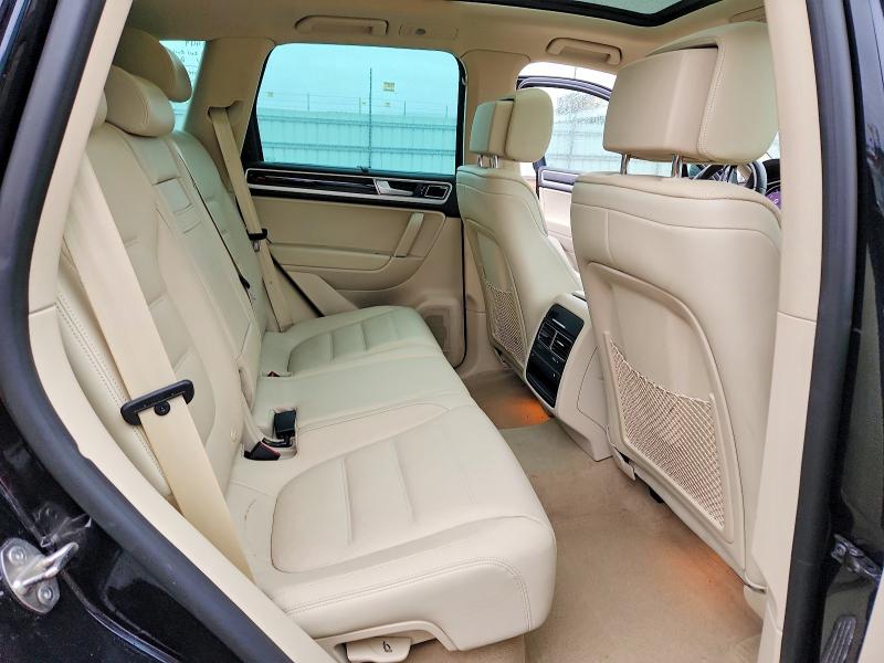 Продажа на аукционе авто 2017 Volkswagen Touareg, vin: WVGGF7BP5HD004982, номер лота: 52522296