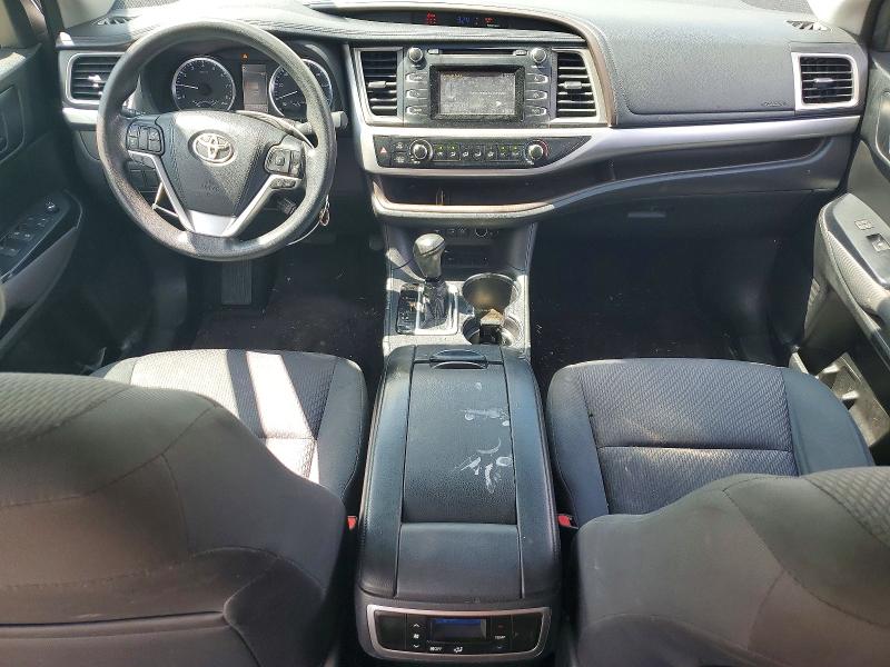 2018 Toyota Highlander მანქანა იყიდება აუქციონზე, vin: 5TDZARFH2JS033604, აუქციონის ნომერი: 53843246