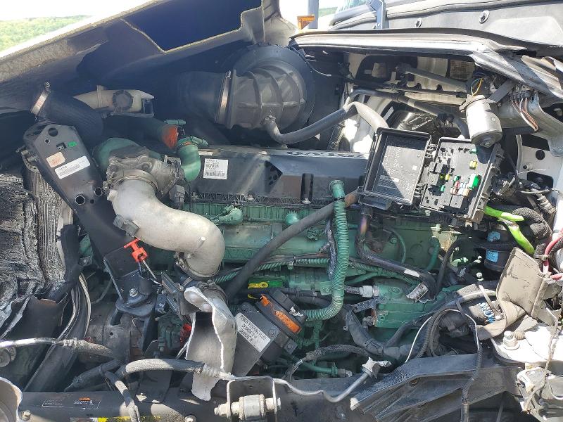 2024 Volvo Vnr მანქანა იყიდება აუქციონზე, vin: 4V4WC9EH0RN644087, აუქციონის ნომერი: 54917966