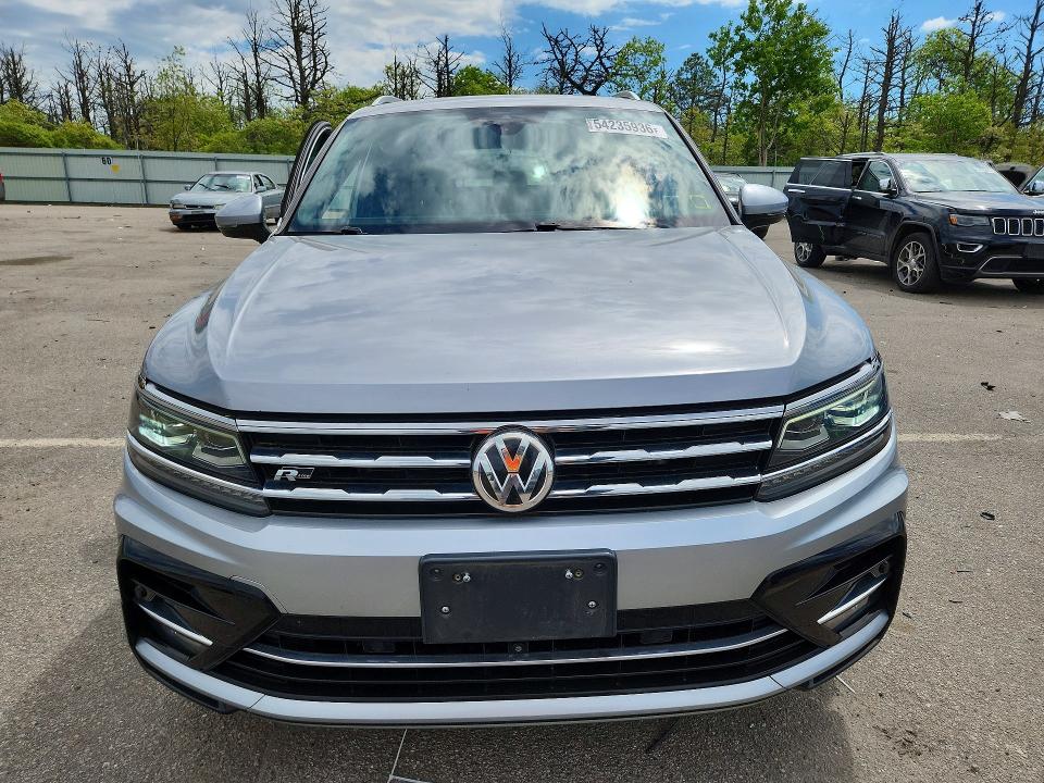 2020 Volkswagen Tiguan მანქანა იყიდება აუქციონზე, vin: 3VV4B7AX4LM135274, აუქციონის ნომერი: 54235936