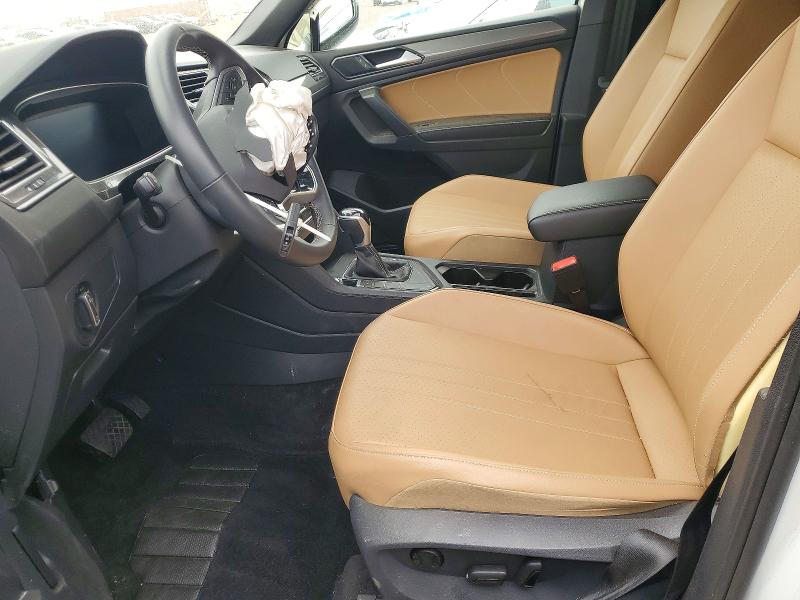48520556 :رقم المزاد ، 3VV3B7AX5NM107482 vin ، 2022 Volkswagen Tiguan مزاد بيع