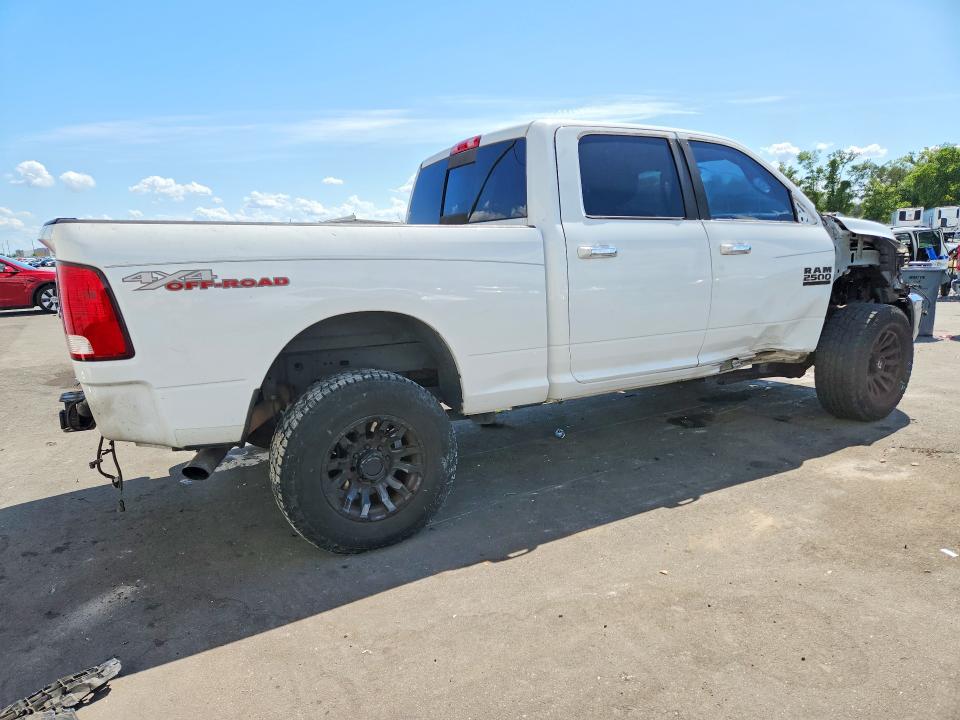 53374866 :رقم المزاد ، 3C6UR5DJ4FG620563 vin ، 2015 Ram 2500 مزاد بيع