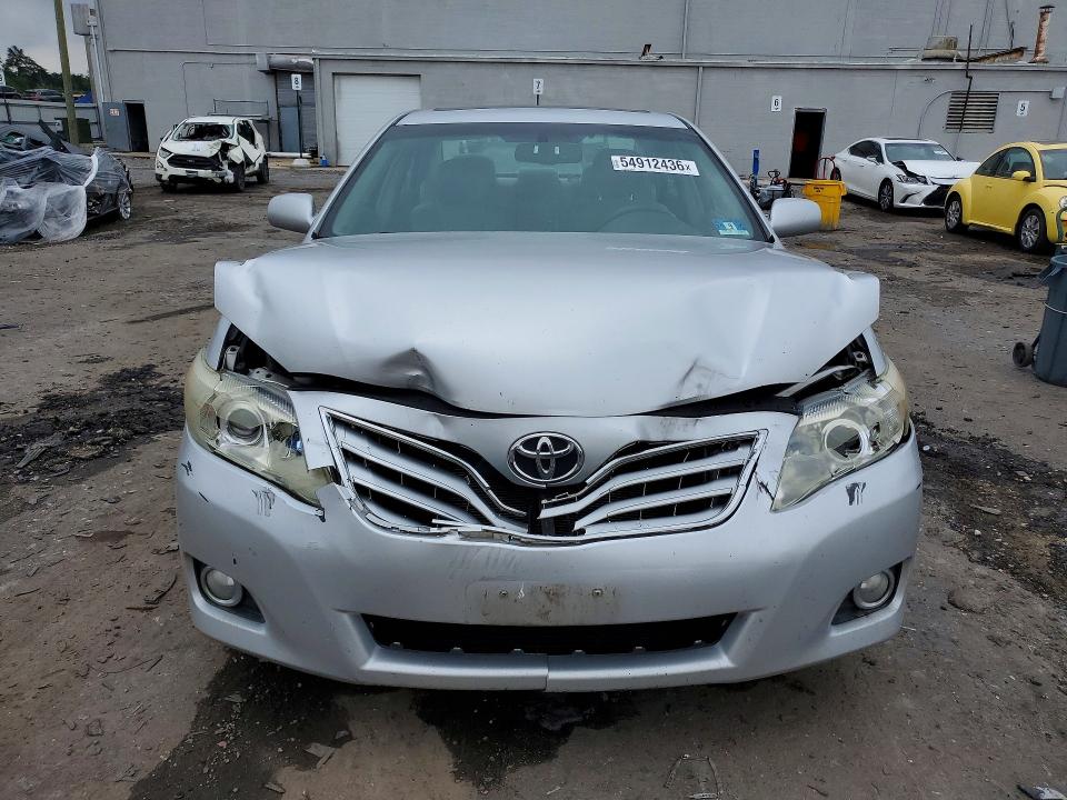 54912436 :رقم المزاد ، 4T4BF3EK3BR179232 vin ، 2011 Toyota Camry مزاد بيع