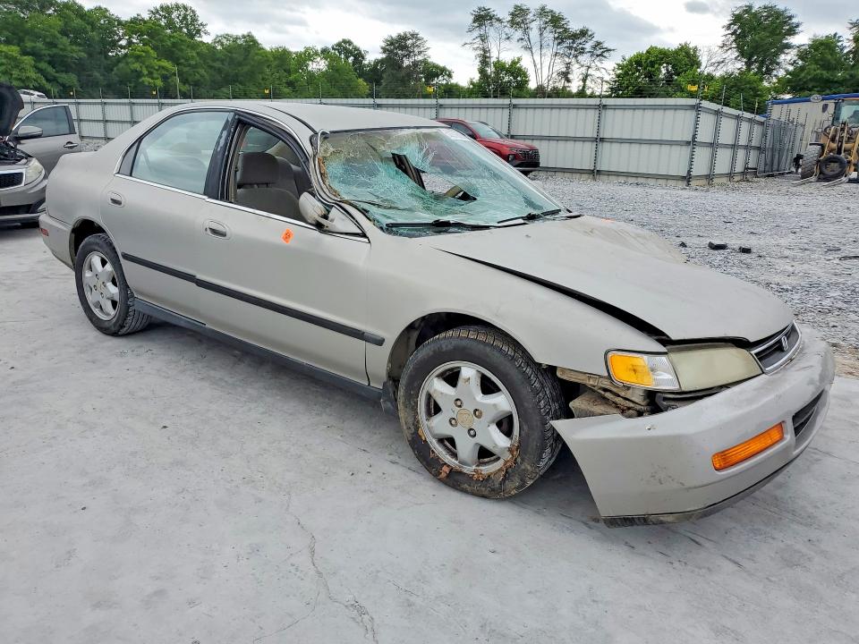 Продажа на аукционе авто 1996 Honda Accord, vin: 1HGCD5639TA020117, номер лота: 52270686