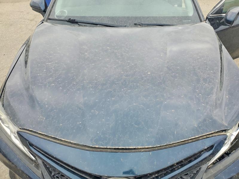 54891646 :رقم المزاد ، 4T1G11AK4LU981220 vin ، 2020 Toyota Camry مزاد بيع