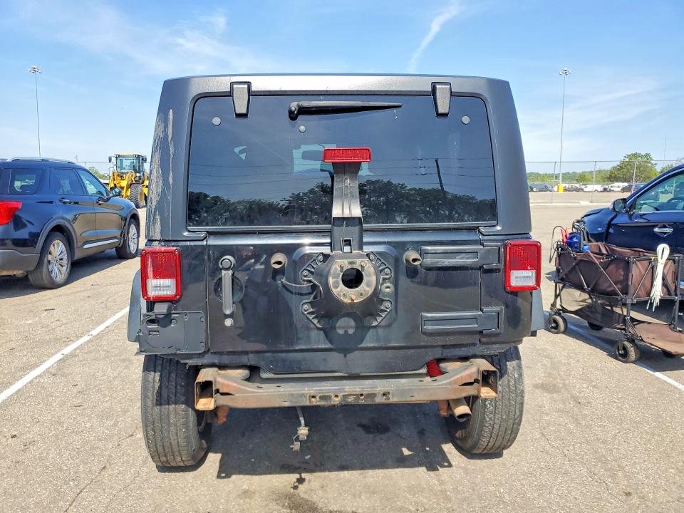 2015 Jeep Wrangler მანქანა იყიდება აუქციონზე, vin: 1C4HJWCG8FL632800, აუქციონის ნომერი: 53717956