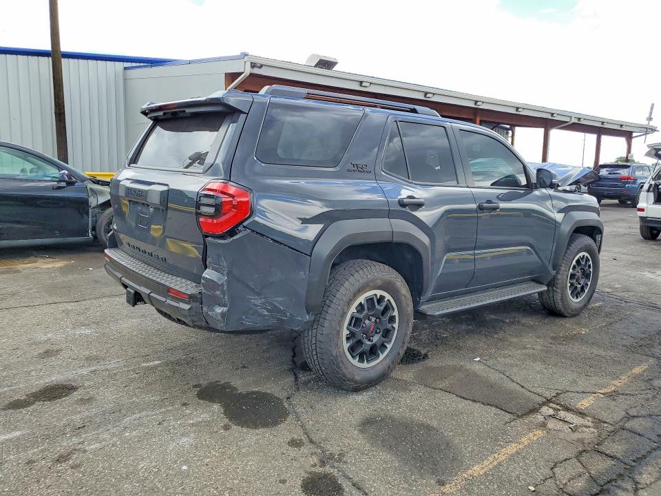 55624416 :رقم المزاد ، JTEVA5BR7S5071192 vin ، 2025 Toyota 4runner مزاد بيع