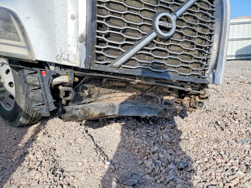 2024 Volvo Vn Vnl მანქანა იყიდება აუქციონზე, vin: 4V4NC9EH6RN628830, აუქციონის ნომერი: 41629376