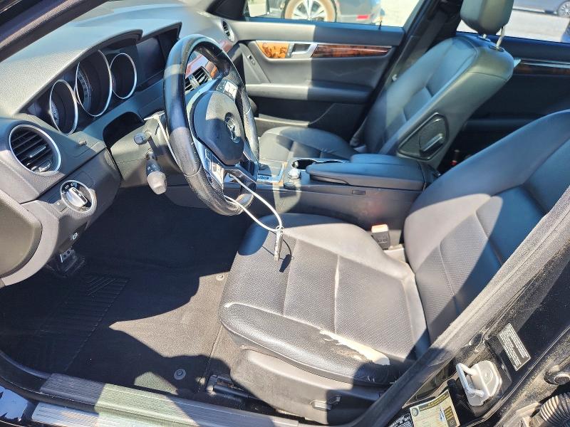 Продаж на аукціоні авто 2012 Mercedes-benz C, vin: WDDGF4HB9CA614303, номер лоту: 53584816