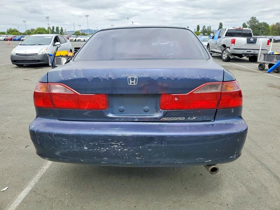 52571226 :رقم المزاد ، JHMCG5647YC037751 vin ، 2000 Honda Accord مزاد بيع