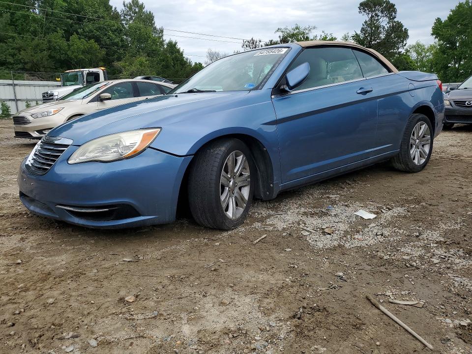 54755426 :رقم المزاد ، 1C3BC2EG4BN596922 vin ، 2011 Chrysler 200 مزاد بيع