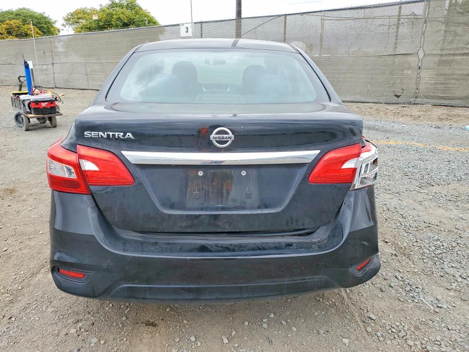 Aukcja sprzedaży 2018 Nissan Sentra, vin: 3N1AB7AP4JY333363, numer aukcji: 53852256