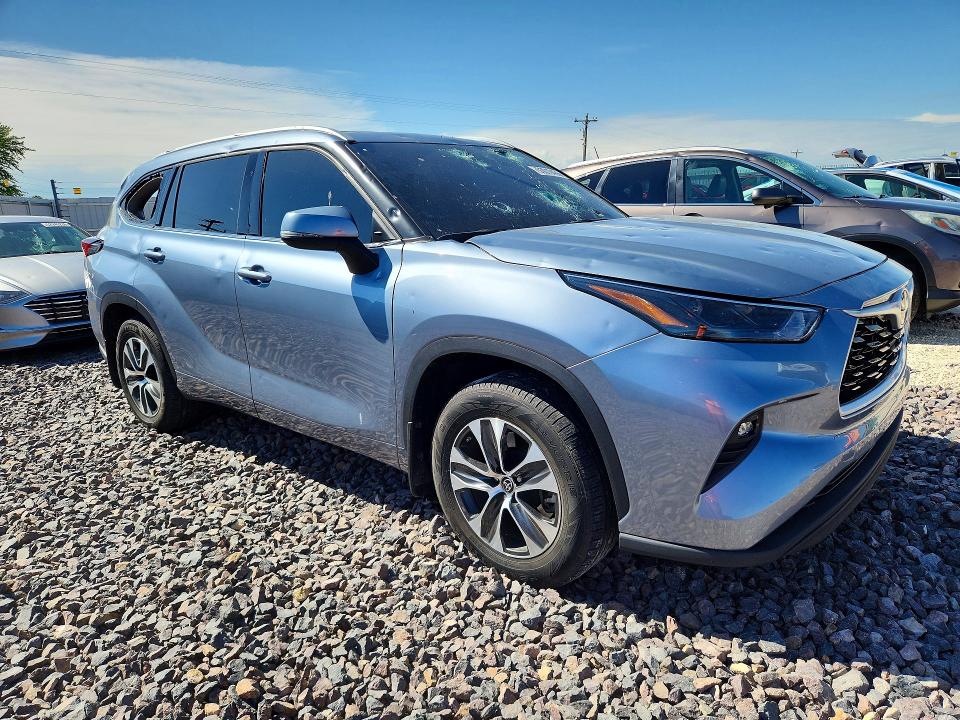 Aukcja sprzedaży 2022 Toyota Highlander, vin: 5TDHZRBH9NS208933, numer aukcji: 62044336
