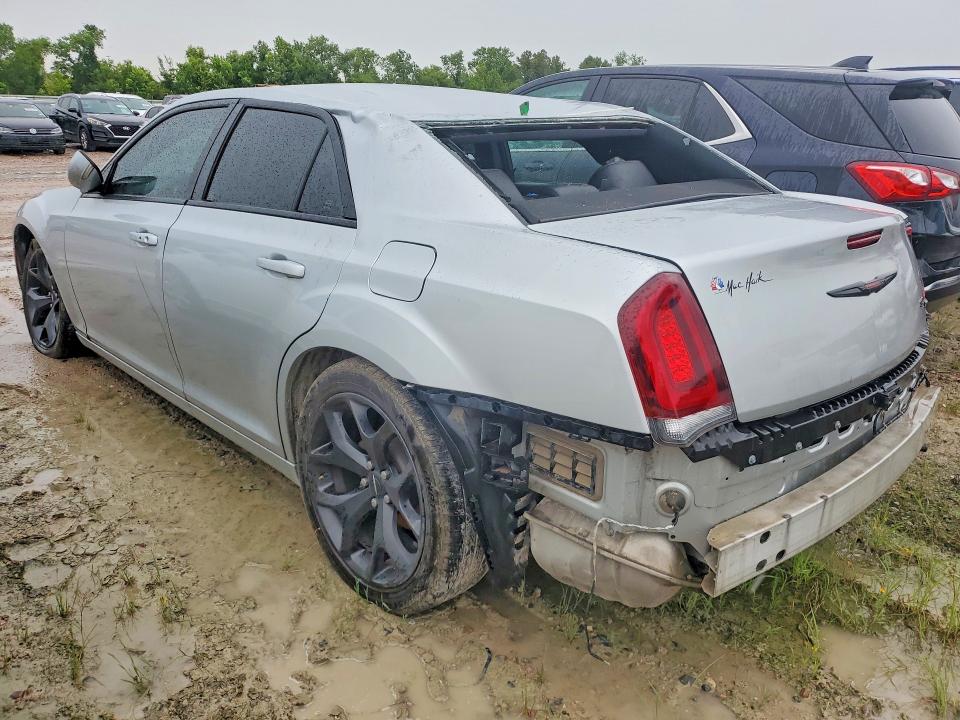 2021 Chrysler 300 მანქანა იყიდება აუქციონზე, vin: 2C3CCABG1MH549913, აუქციონის ნომერი: 54019636