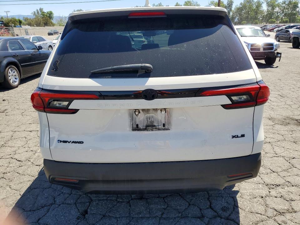 Продажа на аукционе авто 2024 Toyota Grand Highlander Hybrid, vin: 5TDACAB59RS004696, номер лота: 53930856